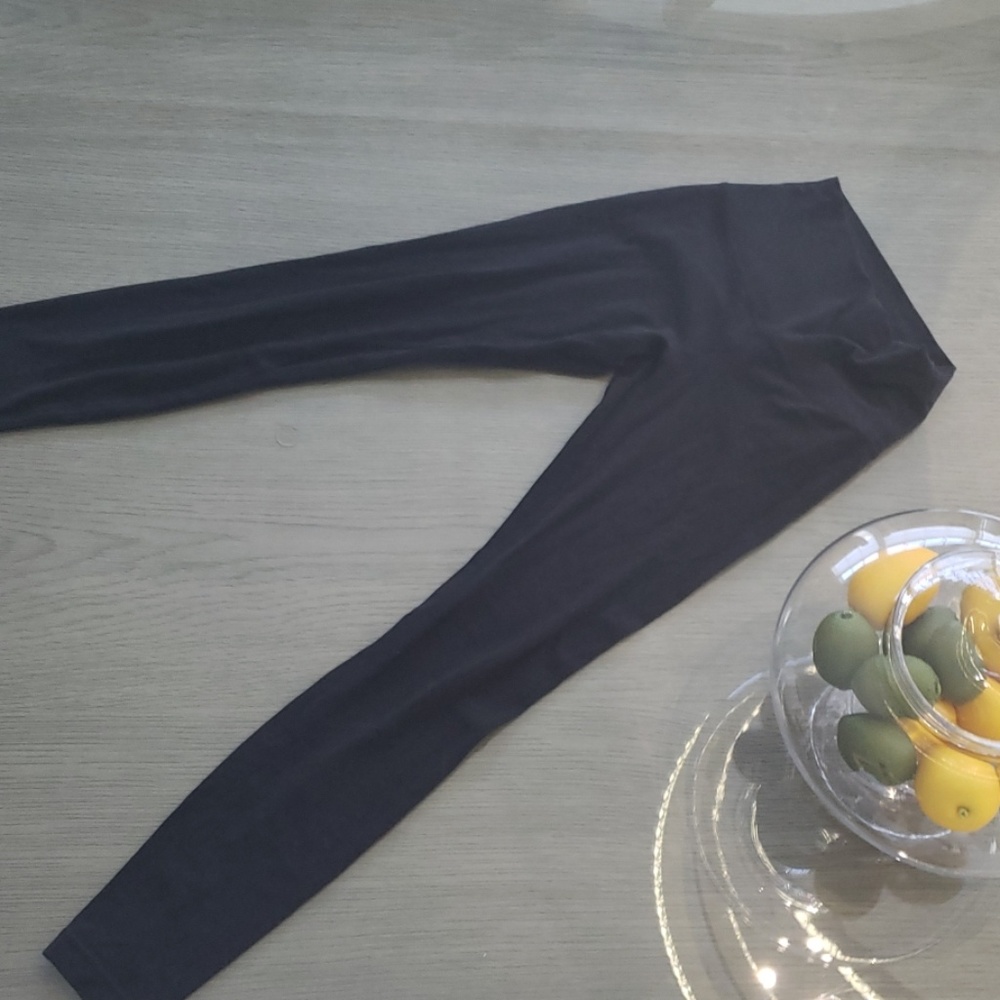 Lulu lemon size 4 leggings